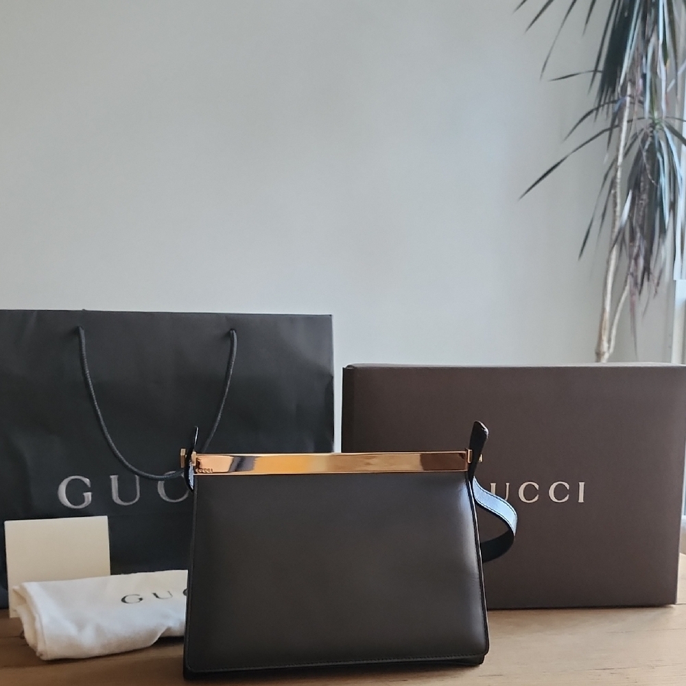RARE Gucci Tom Ford Era Black Leather Metal Bar Bag – Excellent Condition w/box